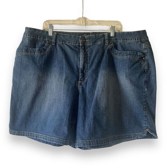 Gloria Vanderbilt Denim Medium Dark Wash Mom Shorts Blue 24W Plus - Picture 1 of 8